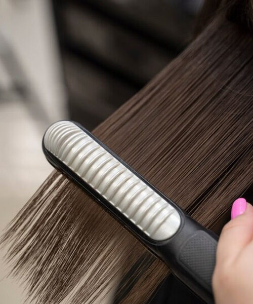 Hair-Smoothing-&-Keratin